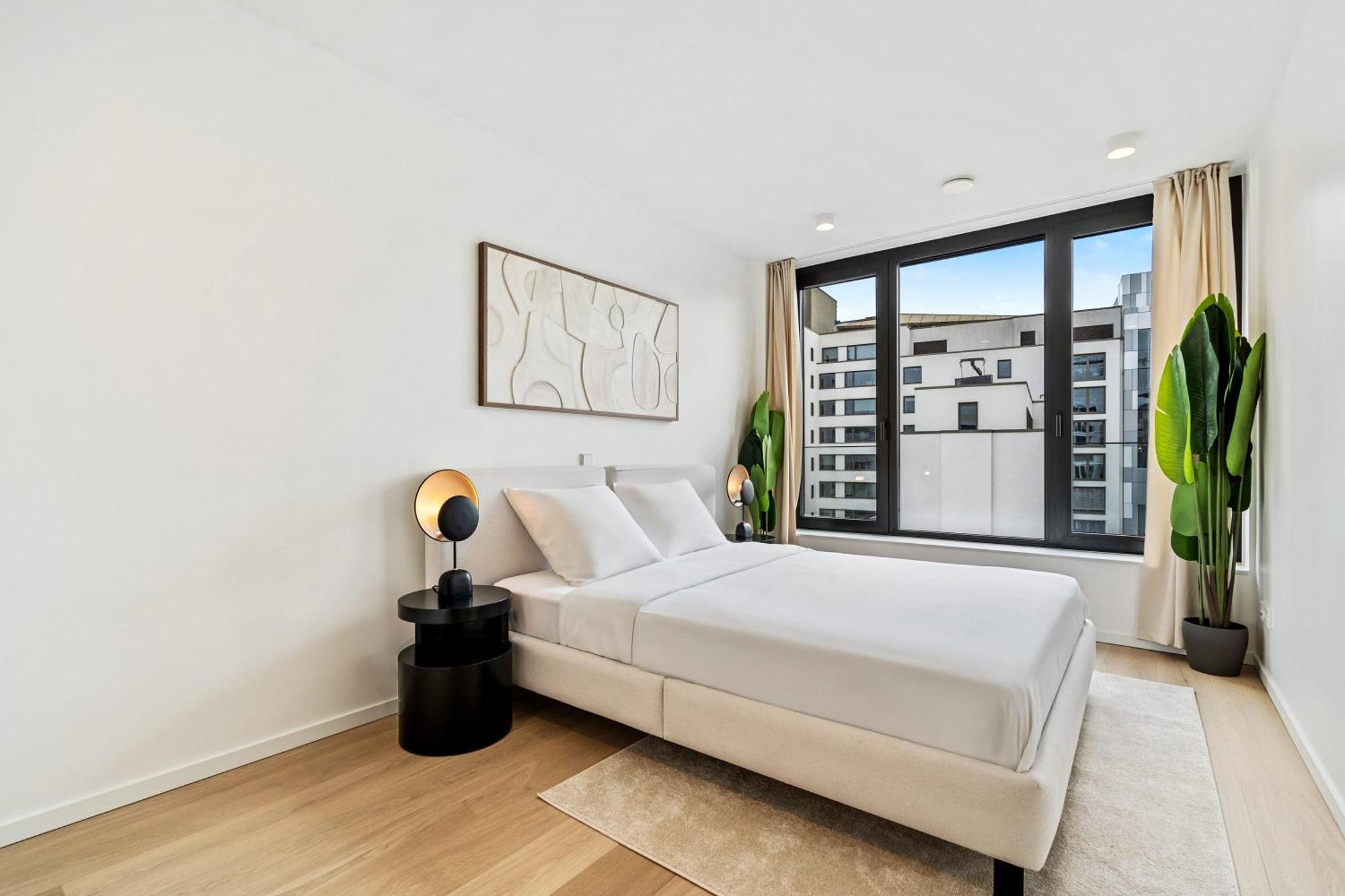 Spacious 6th-floor Gem: Modernity Meets Comfort * Люксембург