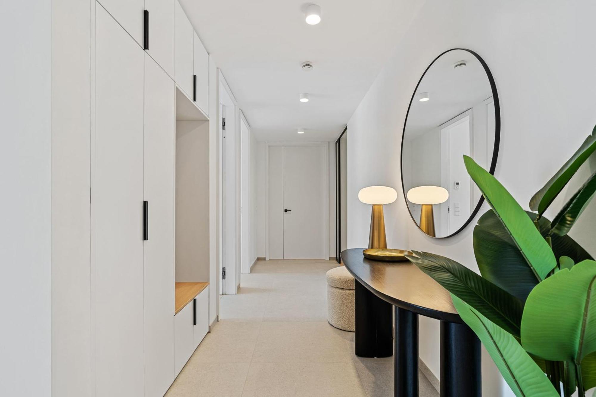Spacious 6th-floor Gem: Modernity Meets Comfort Люксембург
